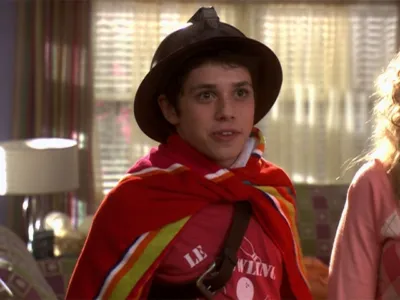 thumbnail - S2:E10 Maybe-Sitting