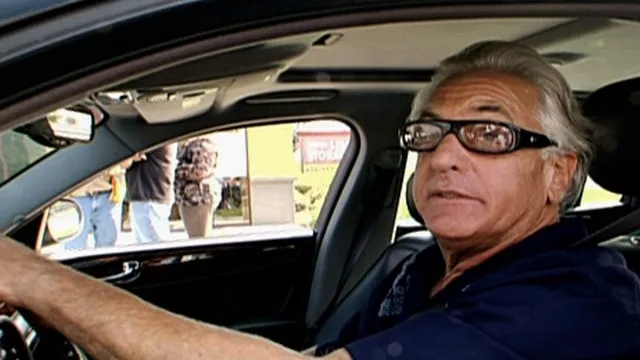 thumbnail - S1:E7 Senior Center Showdown