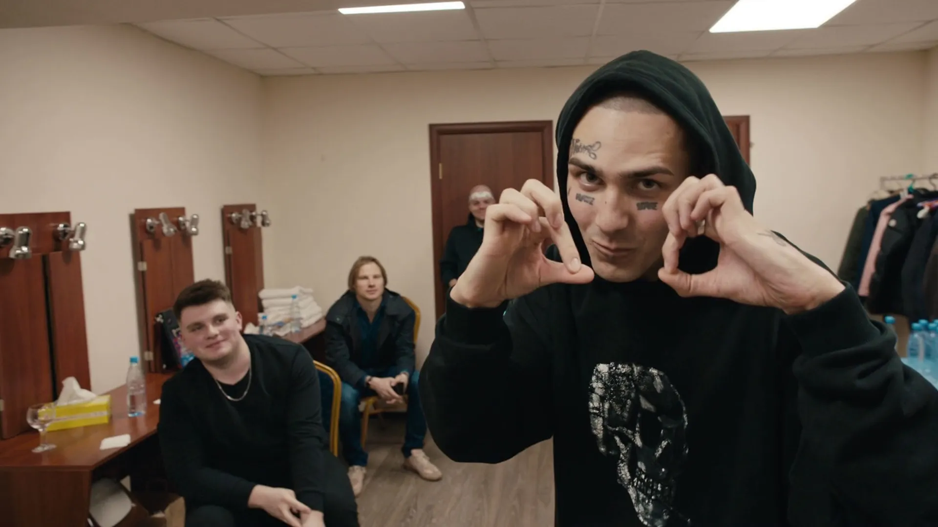 thumbnail - S1:E1 Russia's War on Hip Hop