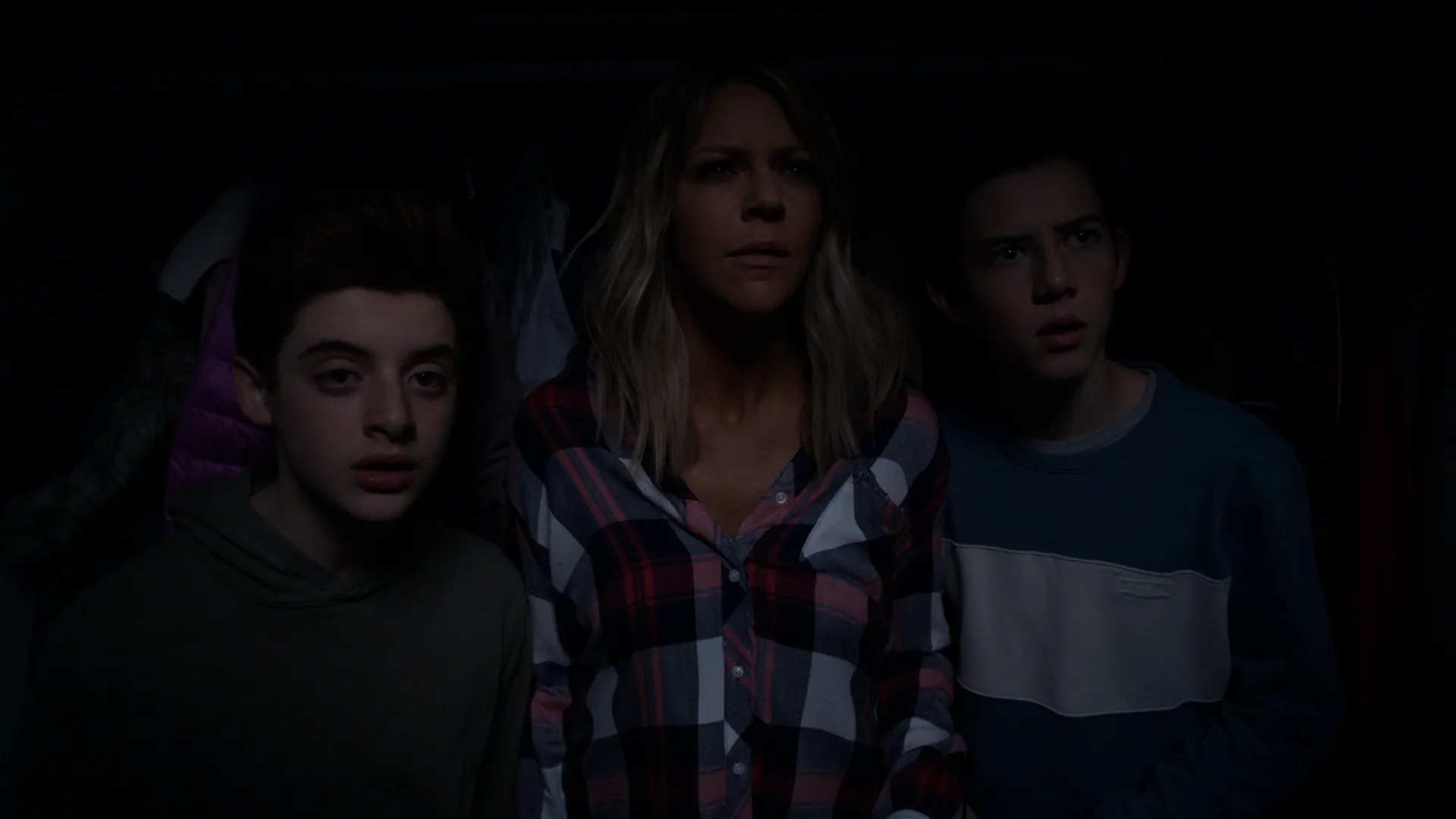 thumbnail - S1:E15 The Sleepover