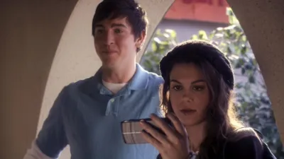 thumbnail - S2:E2 Don't Trust Me