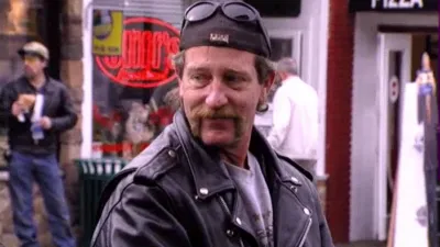 thumbnail - S1:E12 Handlebar