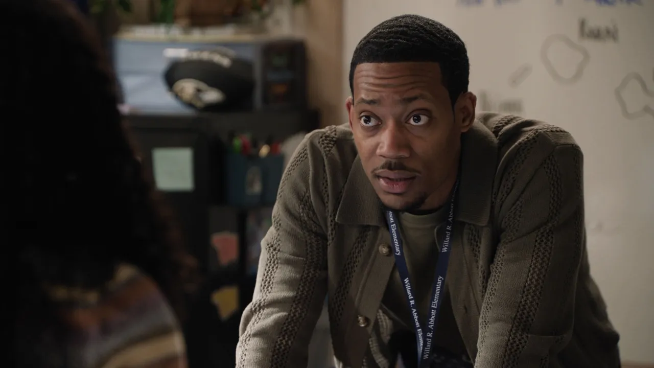 thumbnail - S5:E4 Game Night