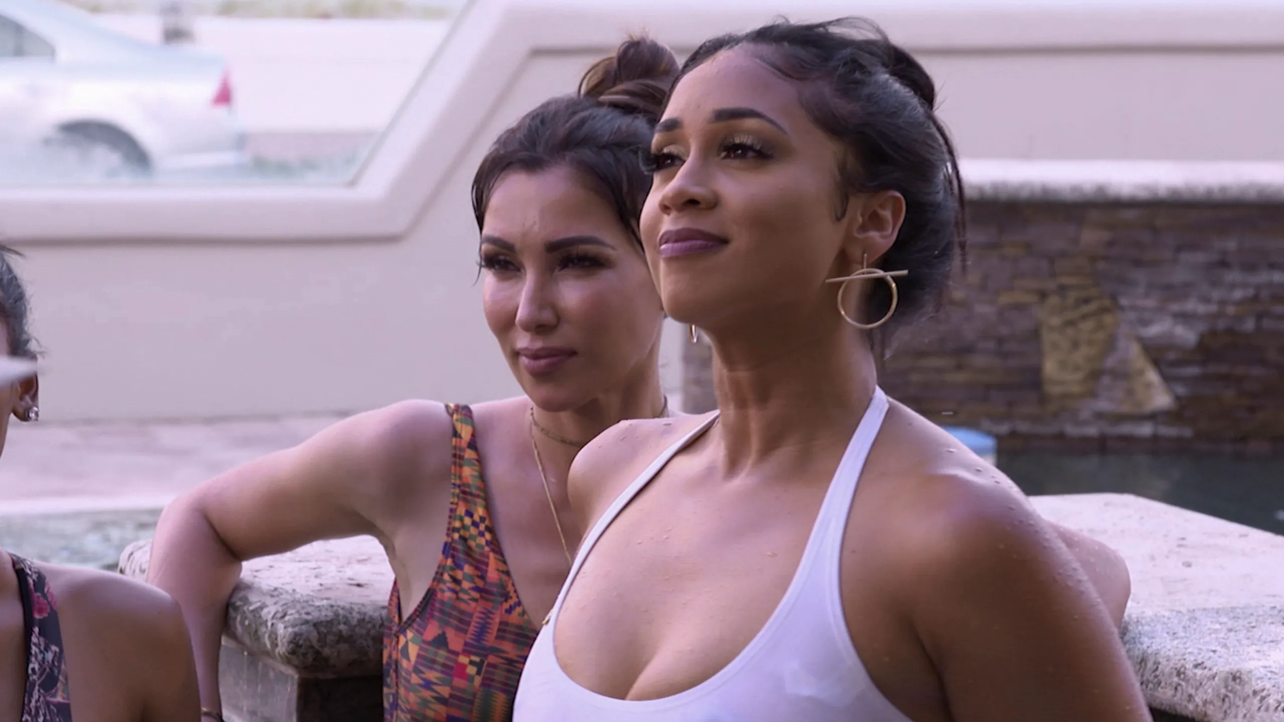 thumbnail - S2:E2 Party Girl
