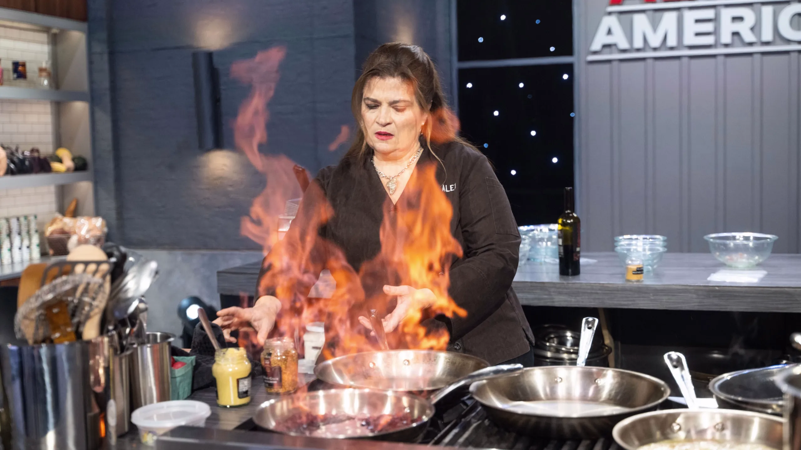 thumbnail - S5:E5 Alex vs Her Favorite Chefs