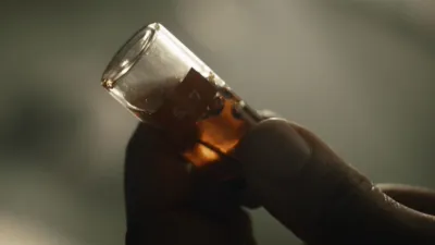 thumbnail - S1:E7 Dark Science