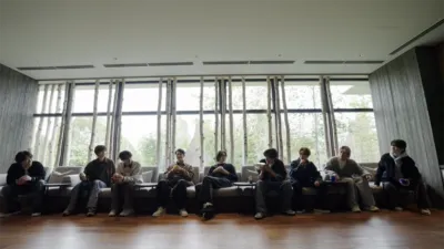 thumbnail - S1:E10 Snow Man in Hokkaido: When We All Gather Again