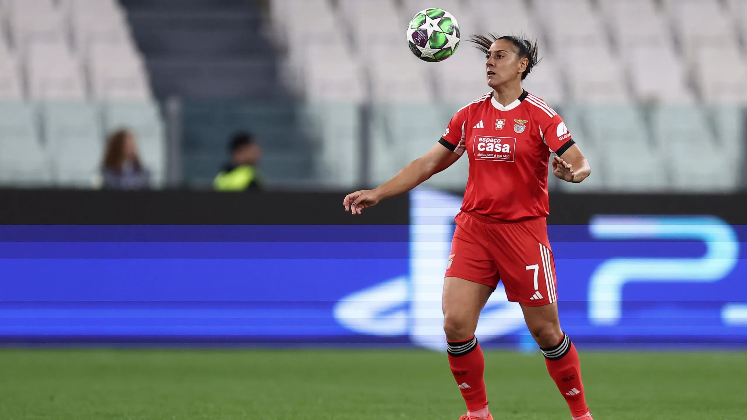 UEFA WCL Highlights: Benfica v Twente