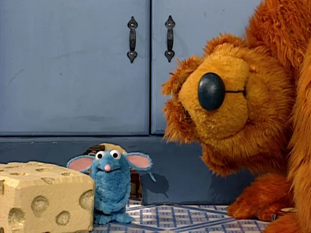 thumbnail - S3:E8 I've Got Your Number