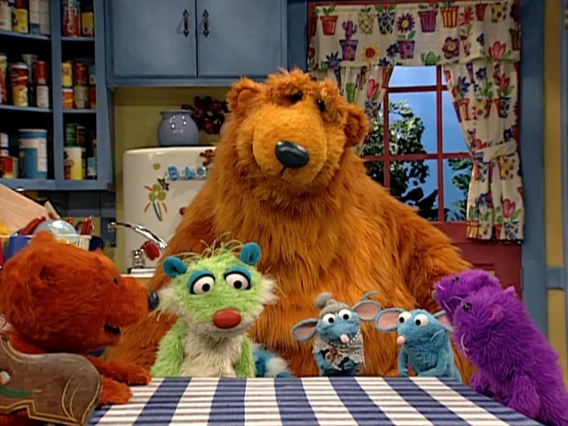 thumbnail - S3:E17 The Tutter Family Reunion
