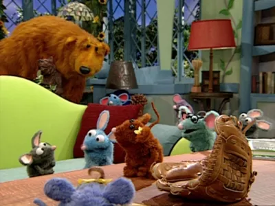 thumbnail - S4:E22 Tutter's First Big Sleepover Bash