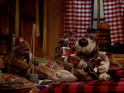 thumbnail - S4:E17 Great Ball of Firefighters