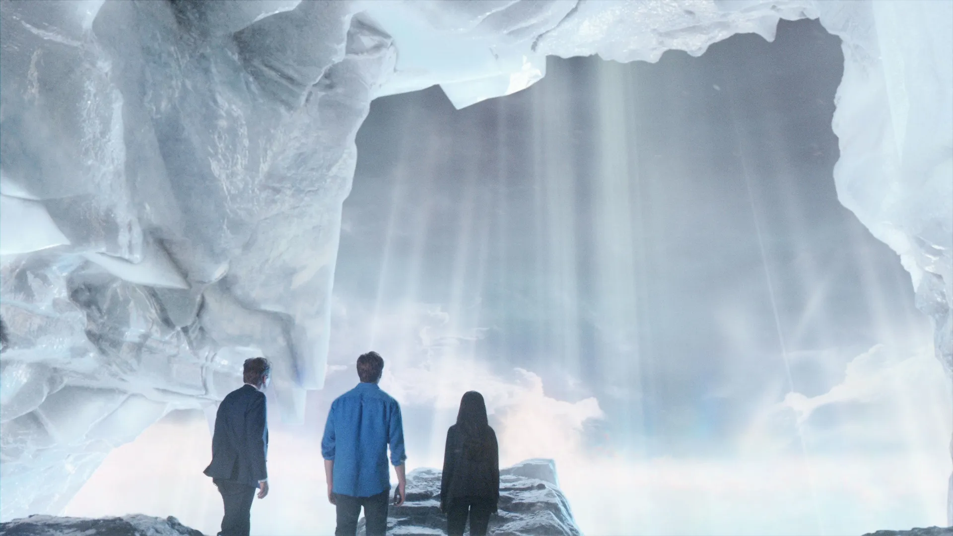 thumbnail - S1:E10 Into The Light
