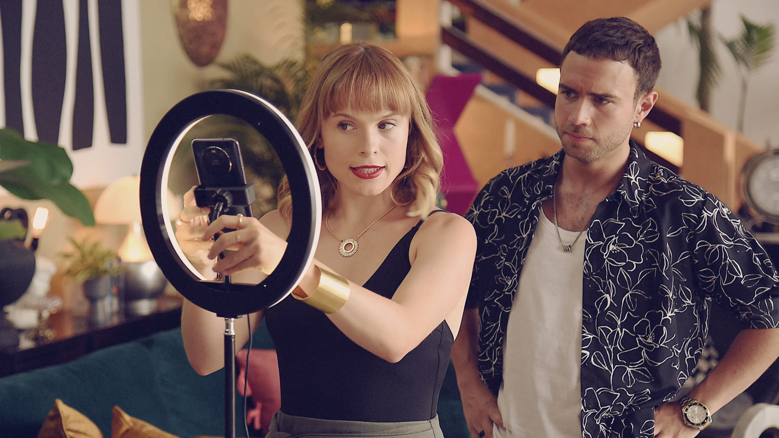 thumbnail - S2:E5 I Knew It