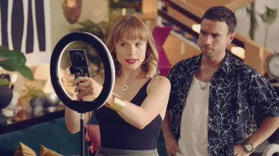 thumbnail - S2:E5 I Knew It