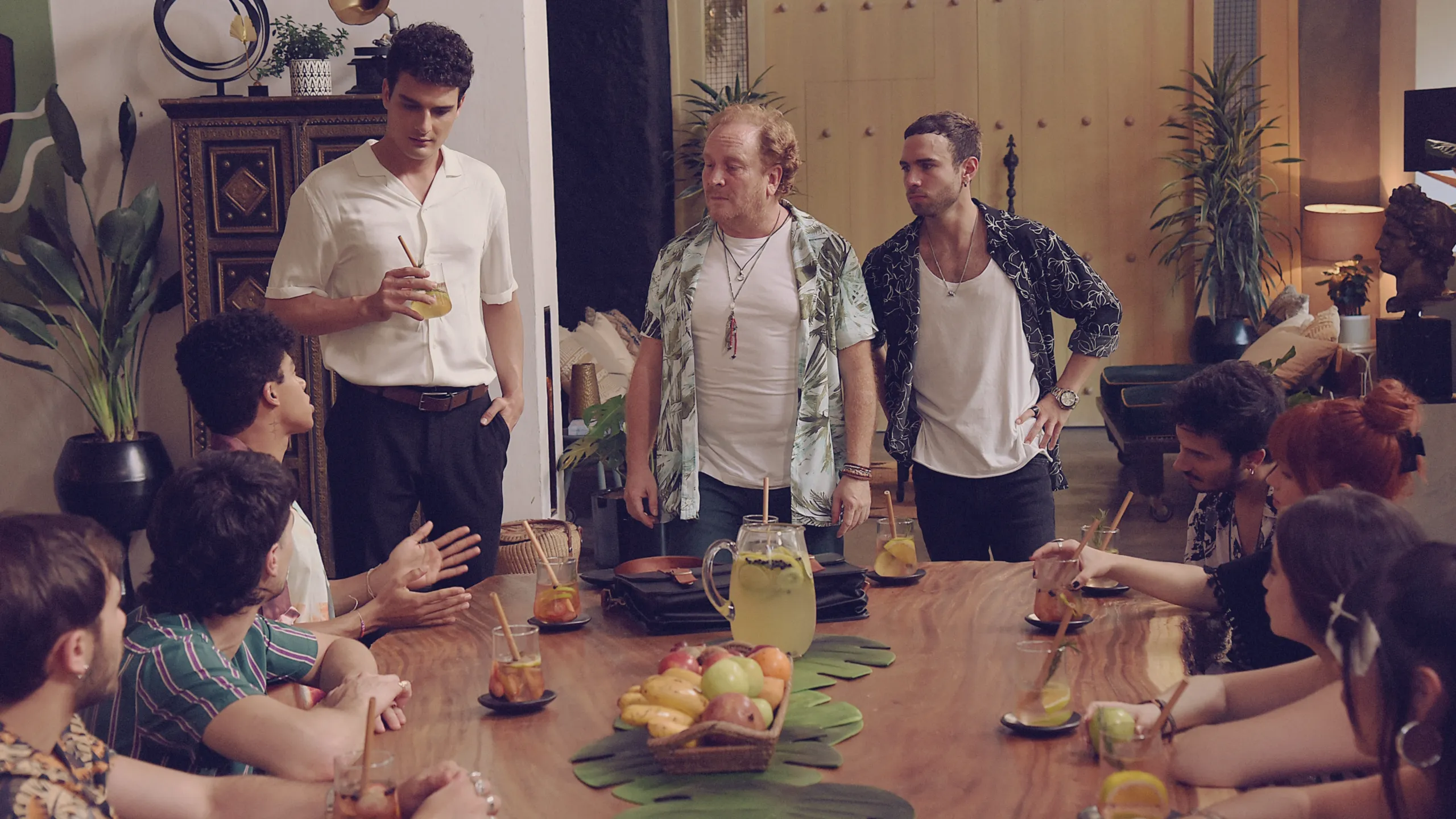 thumbnail - S2:E6 Surprise!