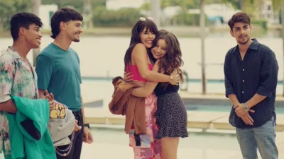 thumbnail - S2:E1 The Reunion