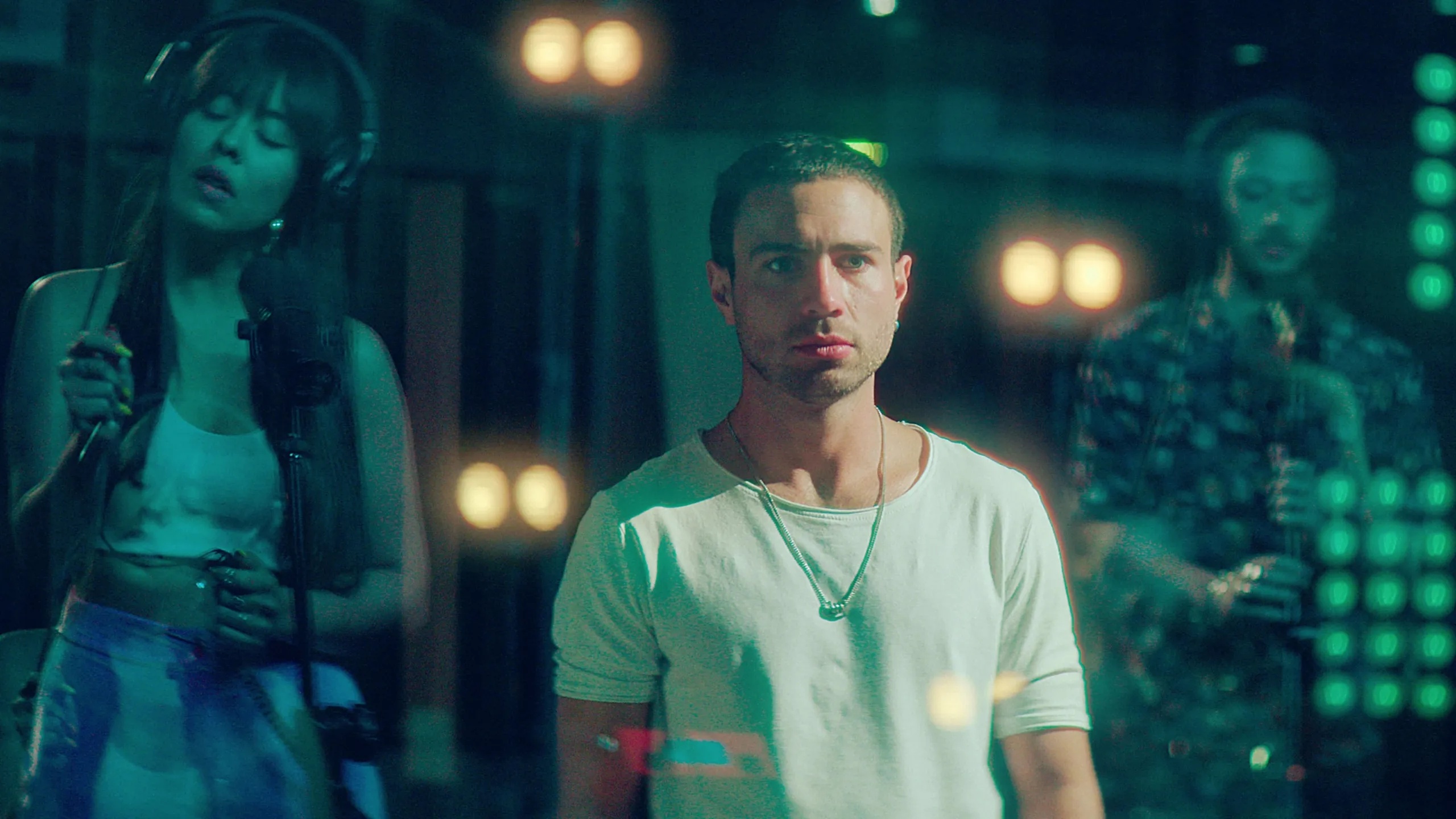 thumbnail - S2:E7 The Storm