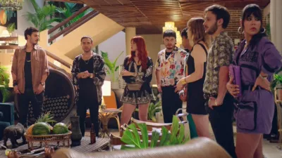 thumbnail - S2:E2 One of Us