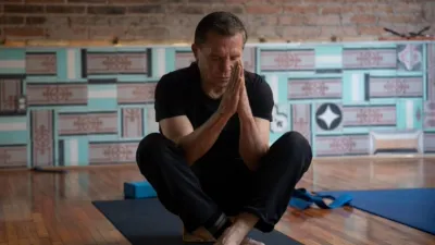 thumbnail - S1:E3 Against the Ropes