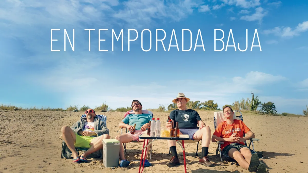 Watch En temporada baja | Disney+