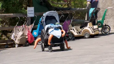 thumbnail - S1:E2 Finding Dory: Aquarium Escape