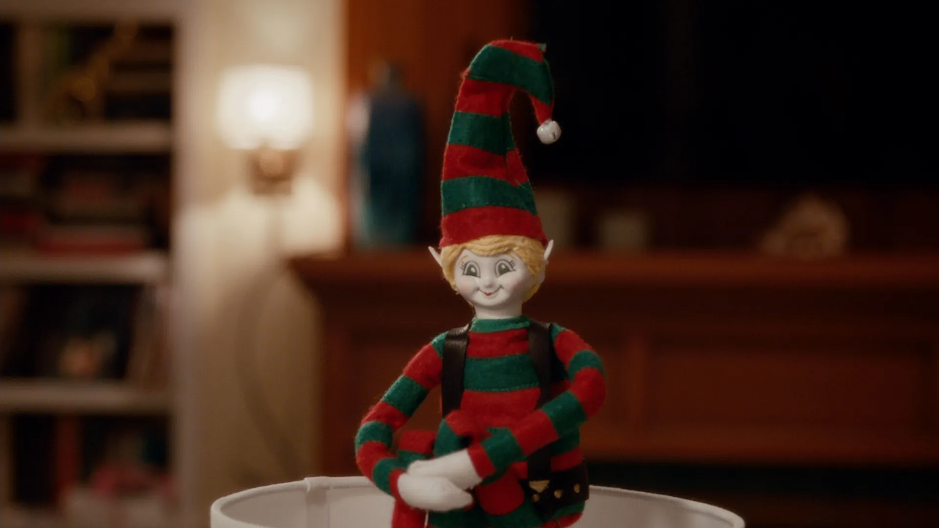thumbnail - S1:E9 Krampus Katie