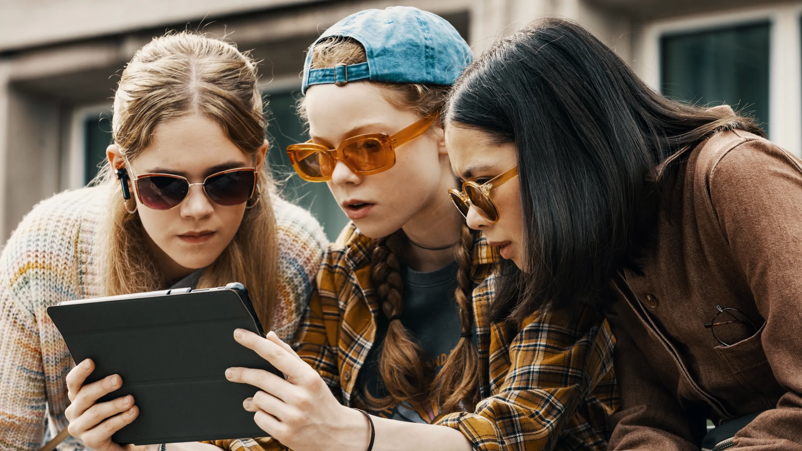 thumbnail - S1:E2 Casting Con