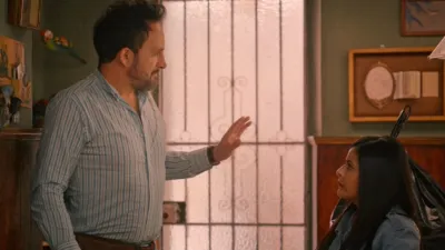 thumbnail - S1:E2 He Who Is Hungry Thinks Of Bread