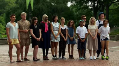 thumbnail - S2:E1 Welcome to New York