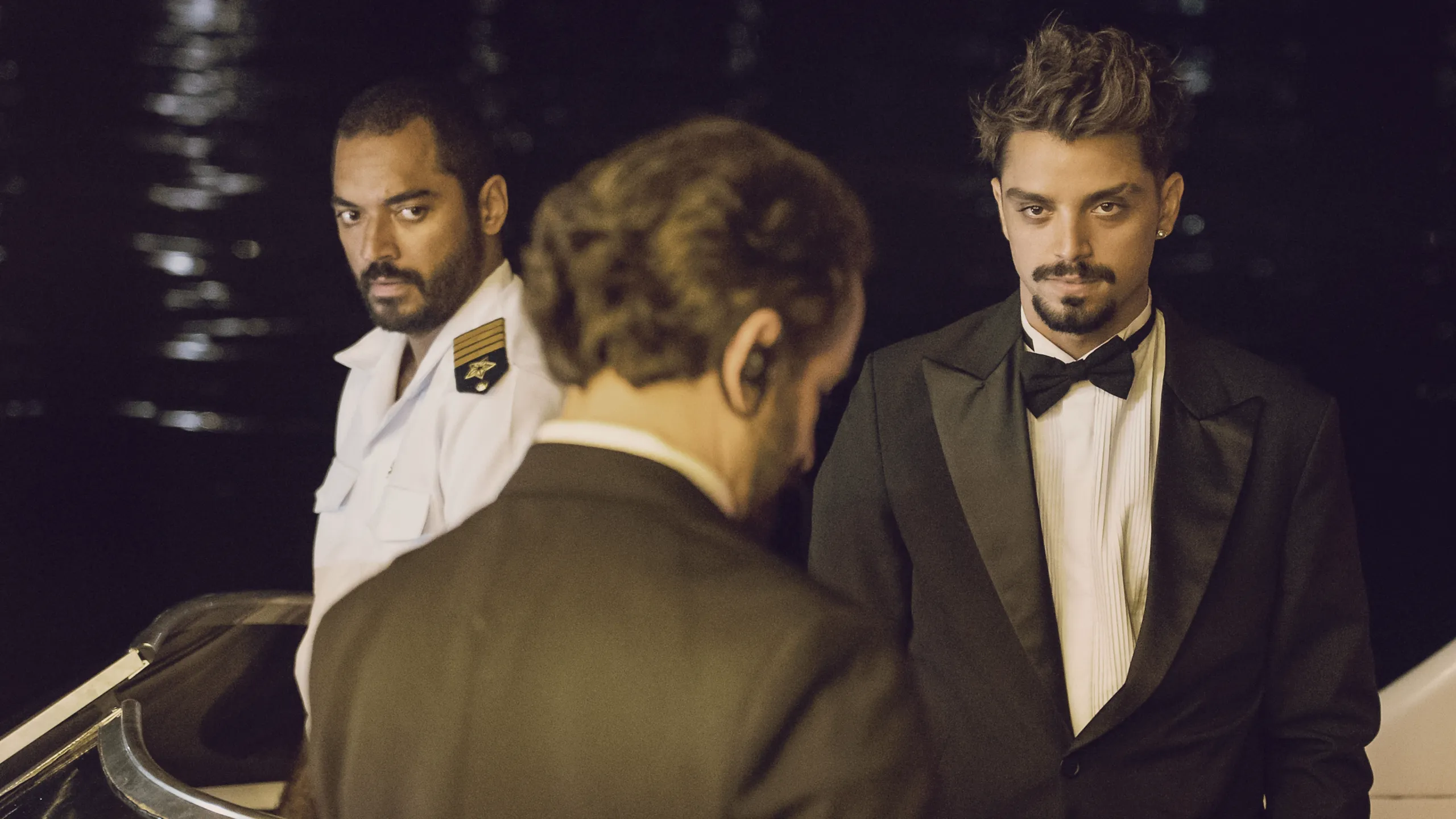 thumbnail - S1:E1 Outside It's War