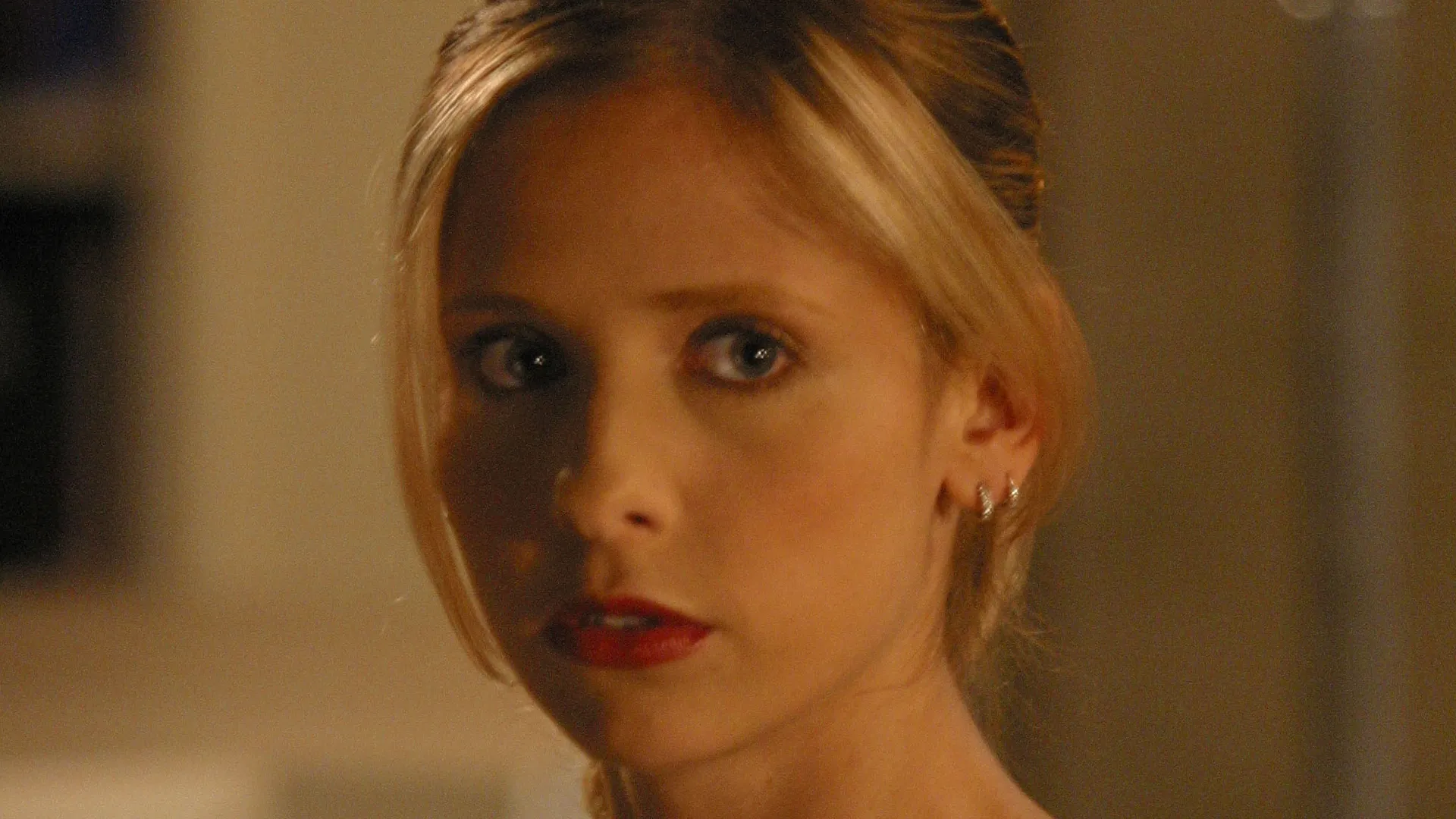 thumbnail - S7:E4 Help
