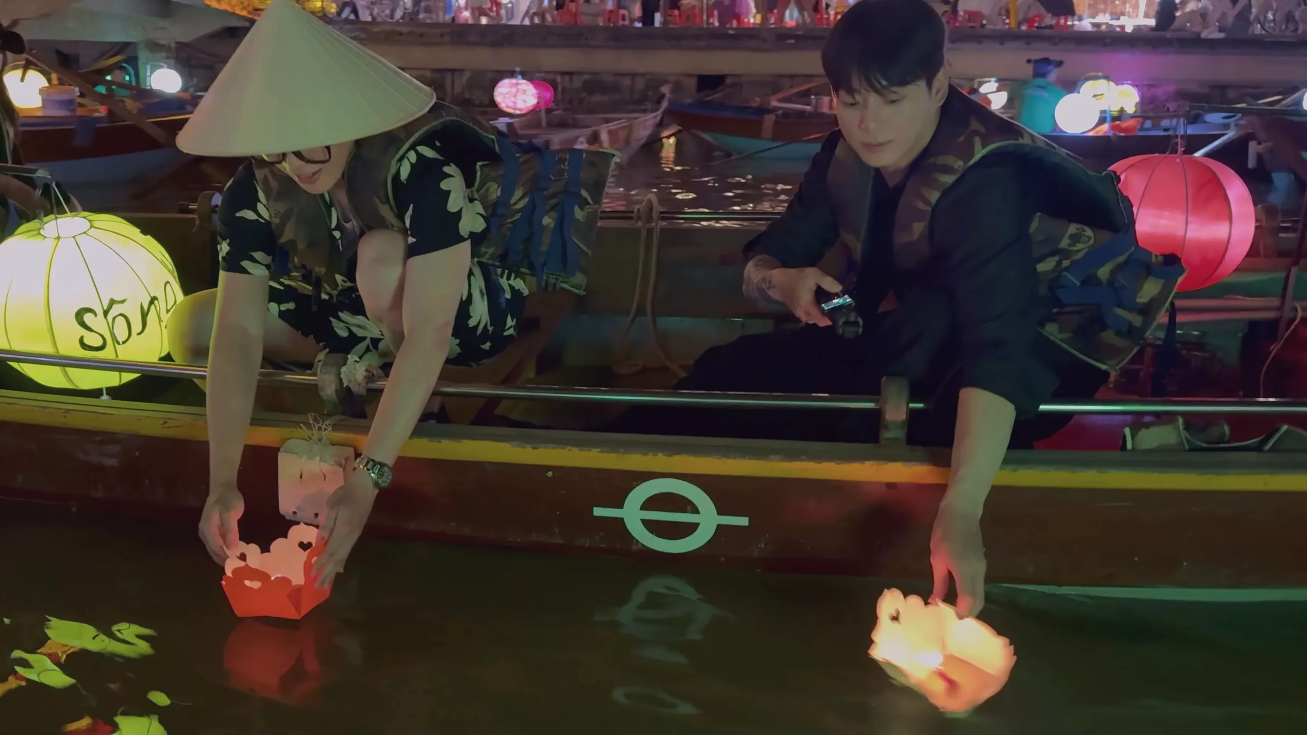 thumbnail - 시즌 2: 8회 EP8. 다낭 마지막 날, 끝판 여행기