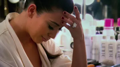 thumbnail - S2:E10 Goodbye, New York