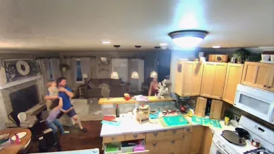 thumbnail - S1:E16 Emergency Parenting