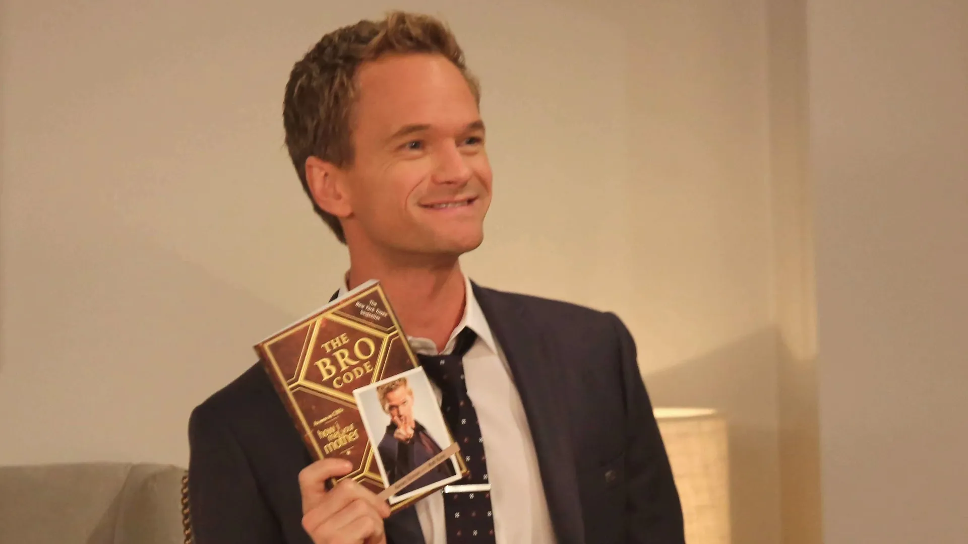 thumbnail - S9:E4 The Broken Code