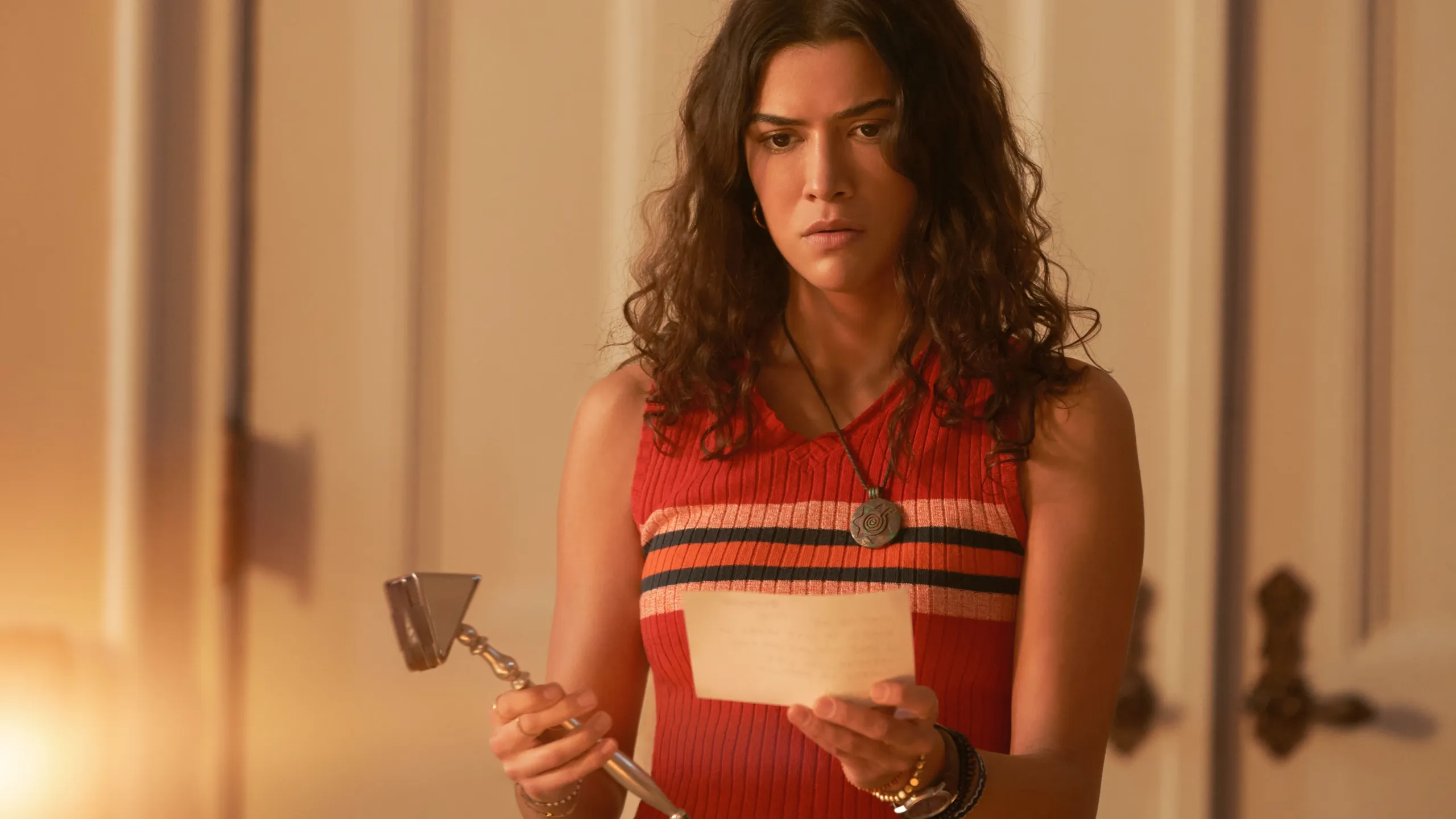 thumbnail - S1:E1 I'm a Ghost