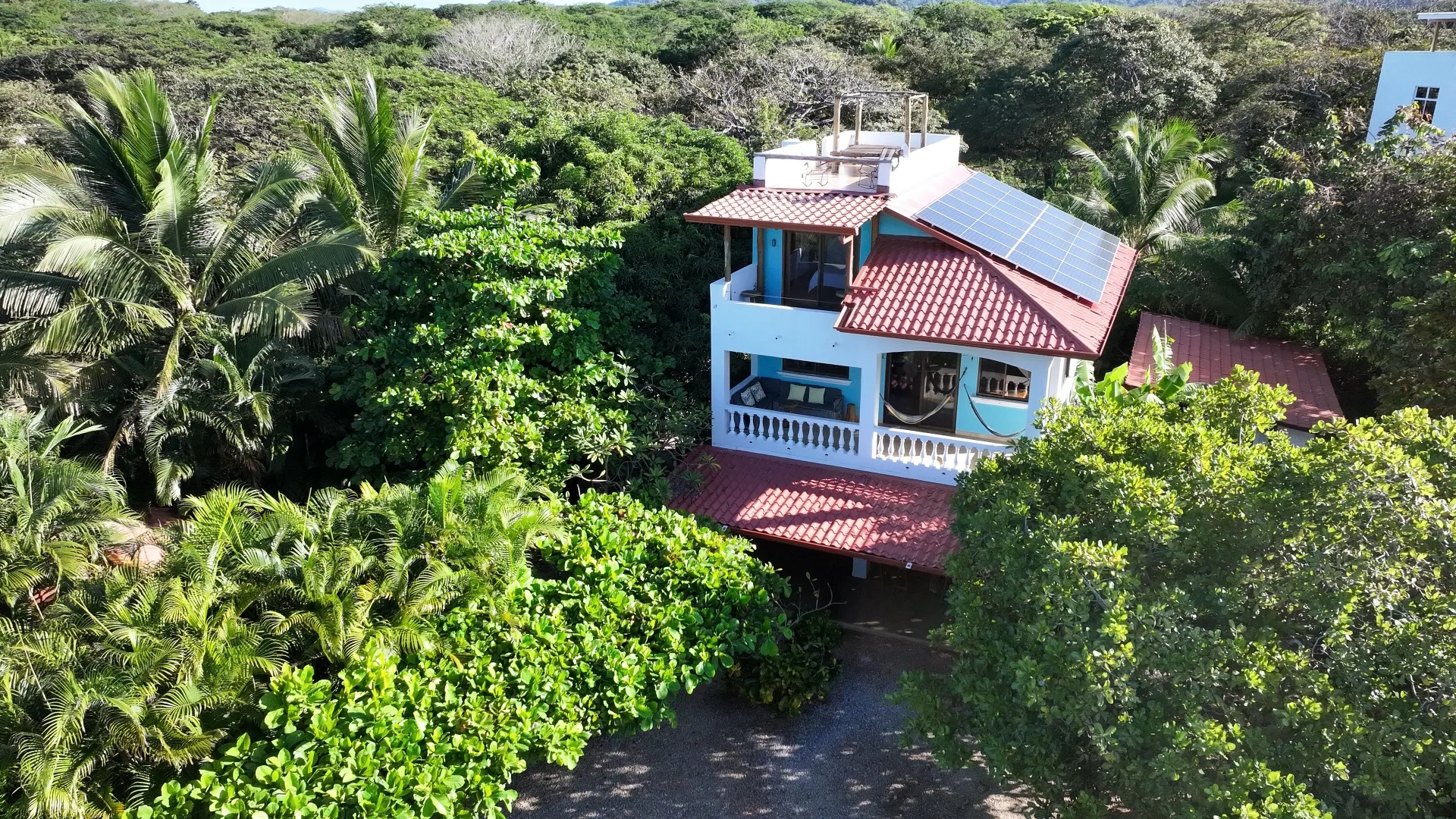thumbnail - S3:E1 Remote Living in Costa Rica