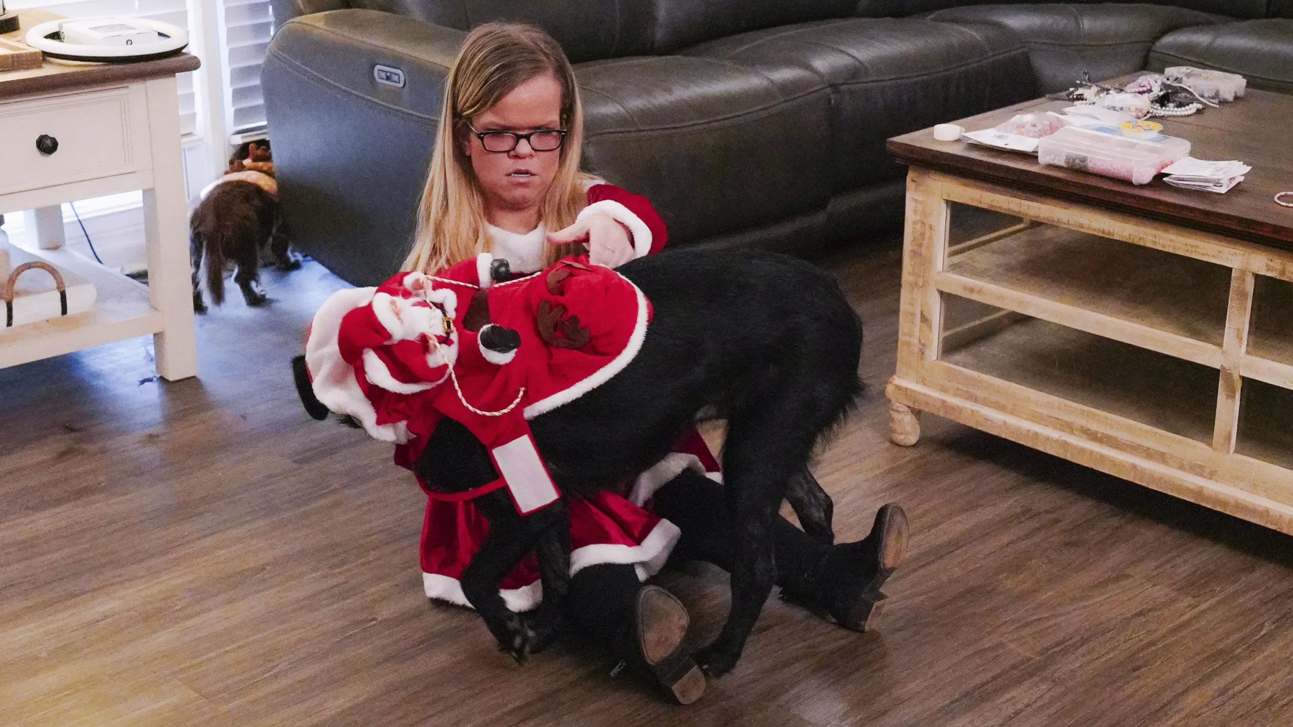 thumbnail - S16:E9 Away in a Manger