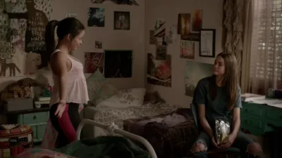 thumbnail - S5:E5 Telling