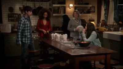 thumbnail - S5:E18 Just Say Yes