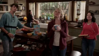 thumbnail - S5:E13 Line in the Sand