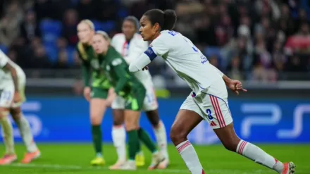 OL Lyonnes v Atlético de Madrid