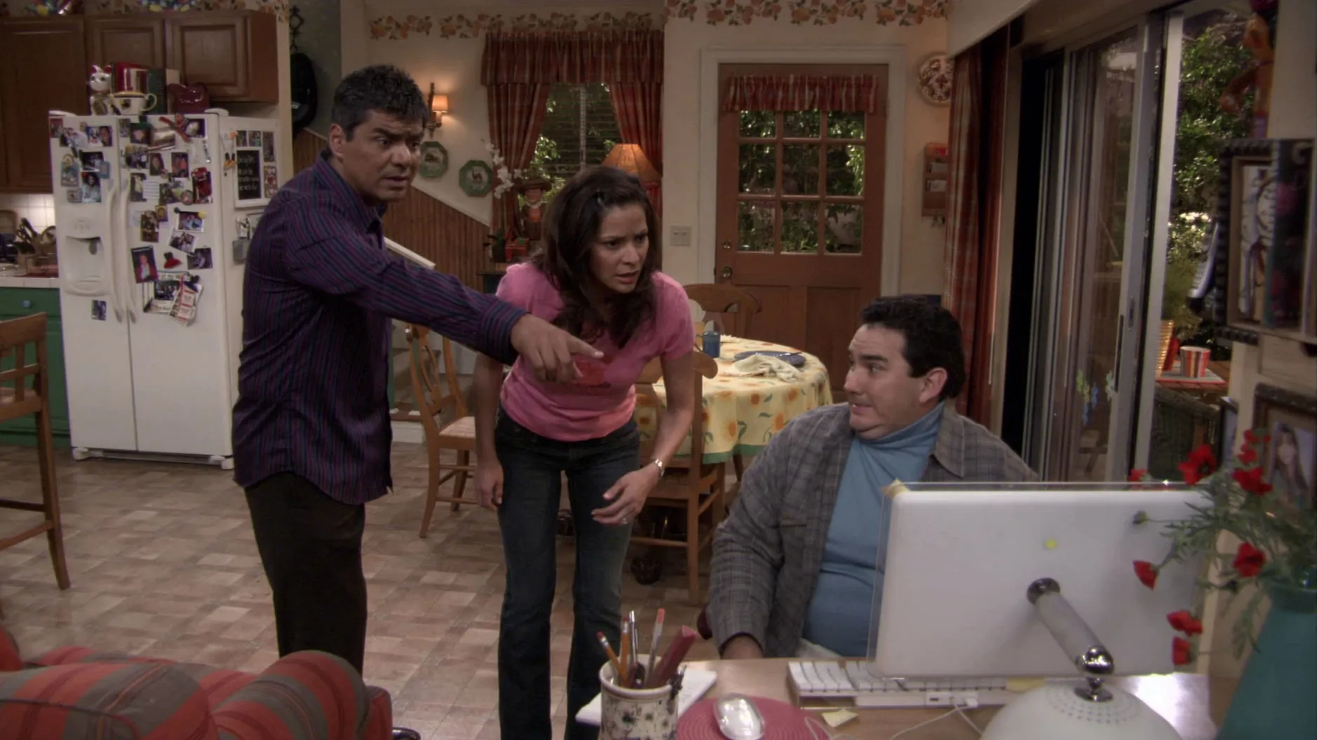 thumbnail - S5:E16 George Gets Caught In A Powers Play