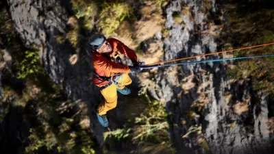 thumbnail - S1:E7 The North Pole