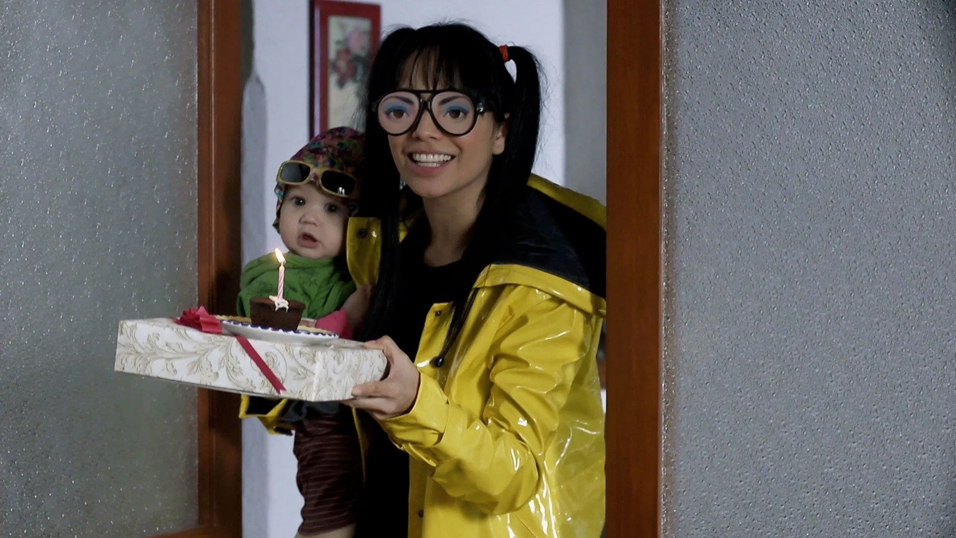 thumbnail - S2:E13 El amor está en el aire