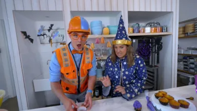 thumbnail - S5:E6 Blippi Makes Spooky Food for Halloween
