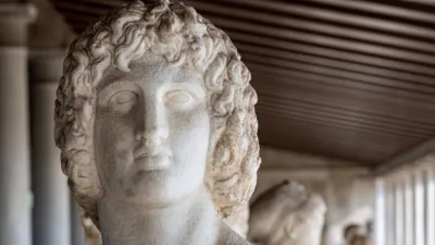 thumbnail - S1:E7 Ancient Cities and Enduring Creatures