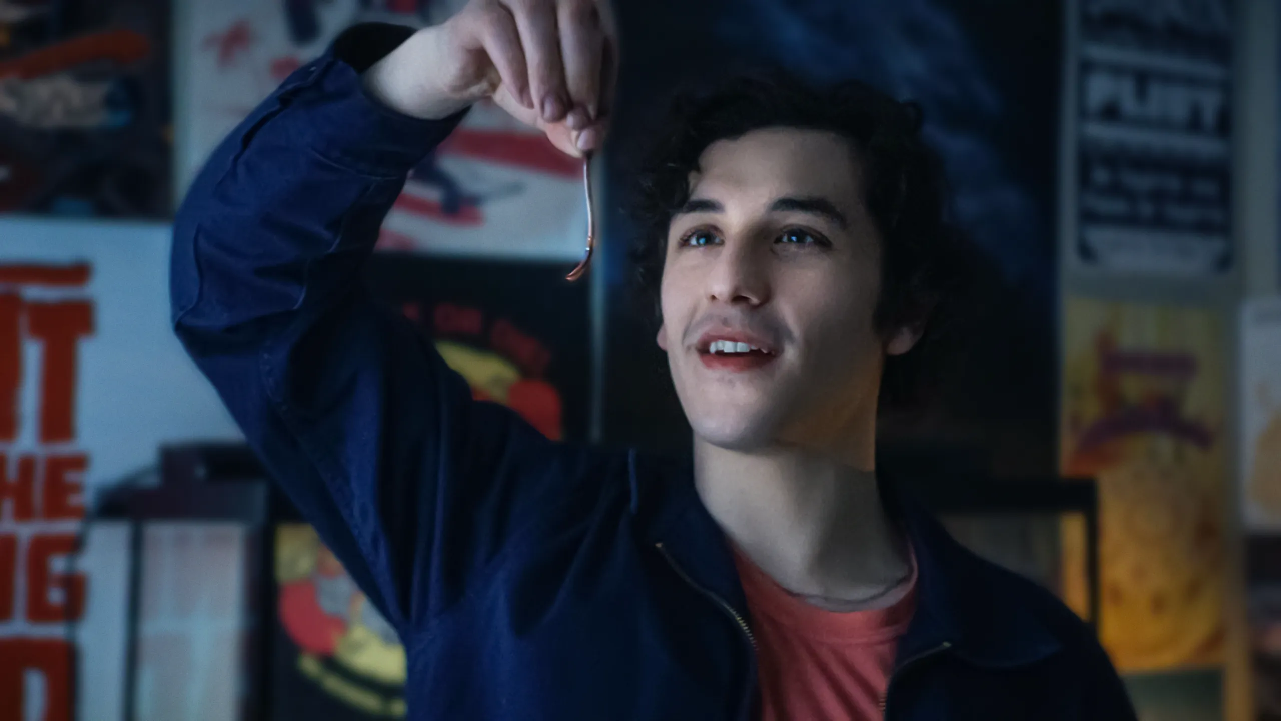 thumbnail - S1:E4 Go Eat Worms