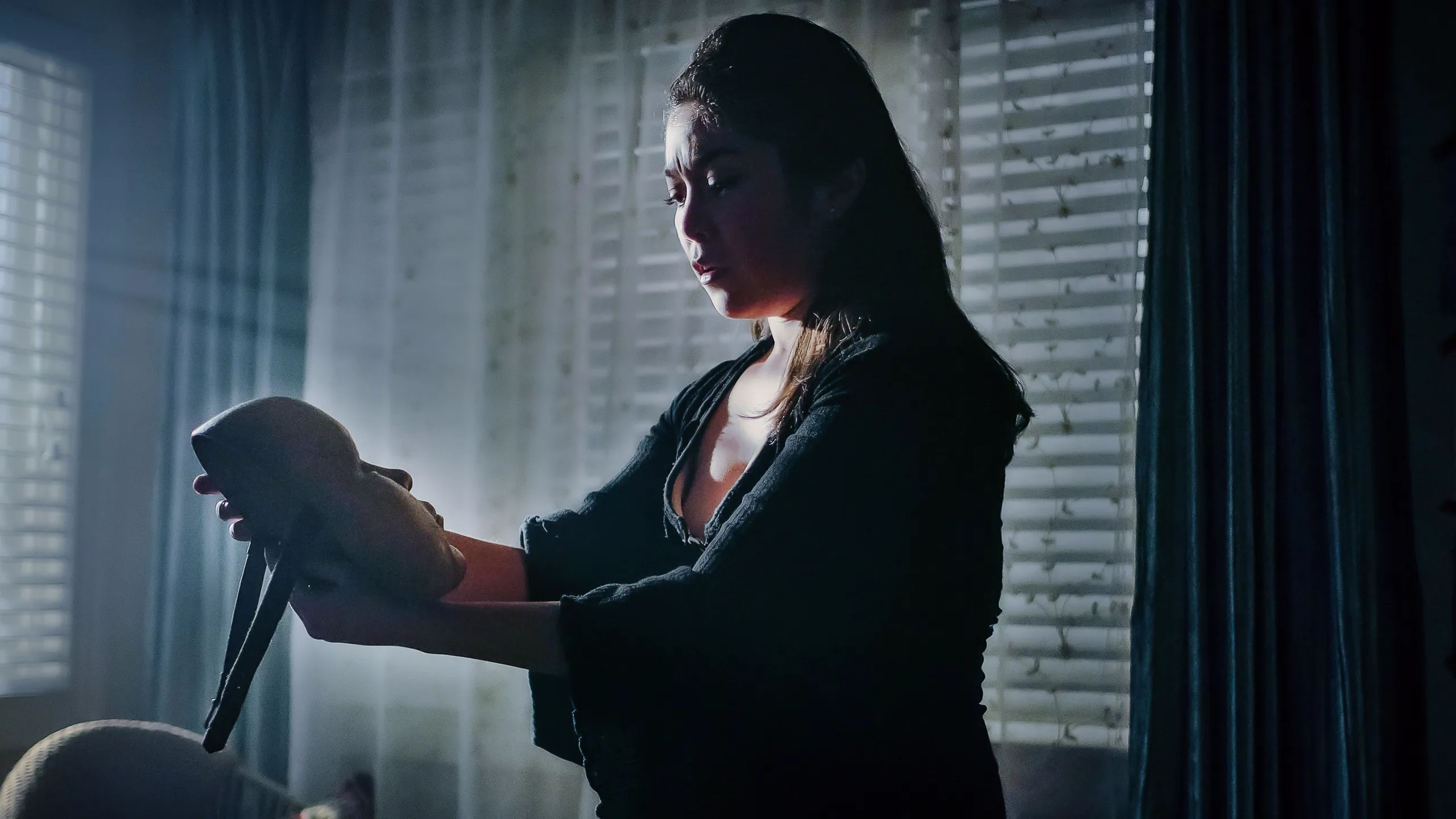 thumbnail - S1:E2 The Haunted Mask